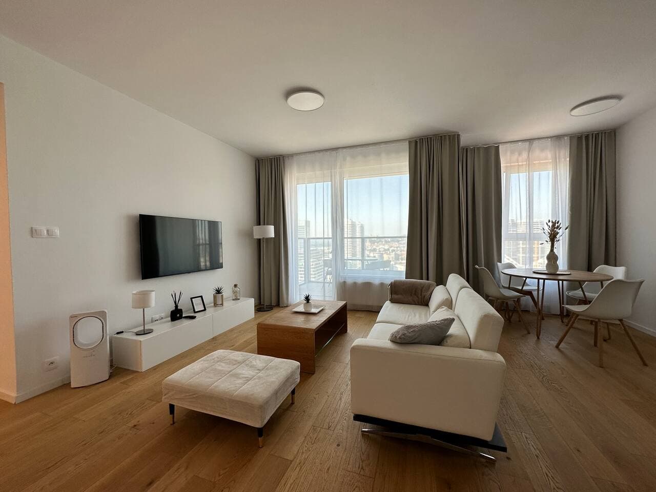 City view and parking included