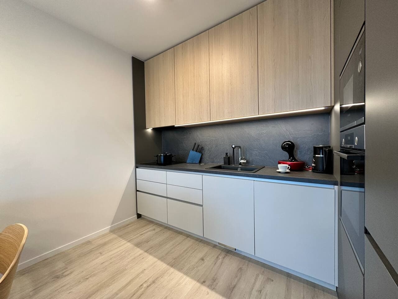 Nivy, parking, close to the city center