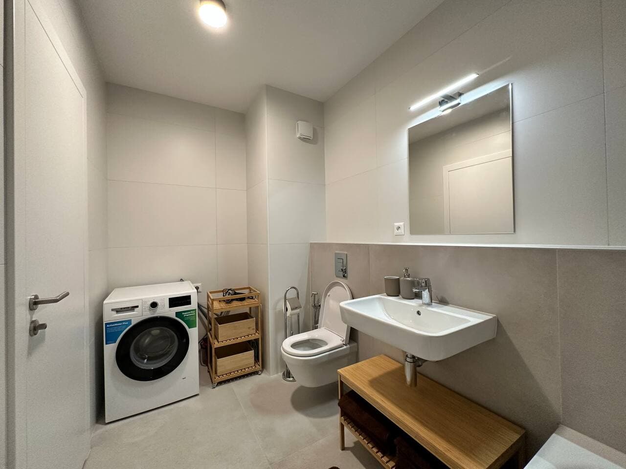 Nivy, parking, close to the city center