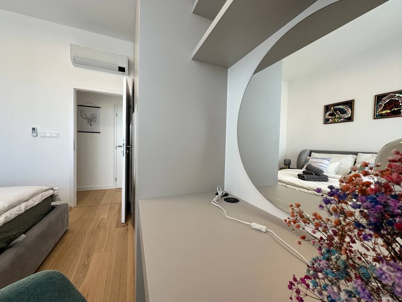 Kessel1, Brand new, city center, free parking, AC
