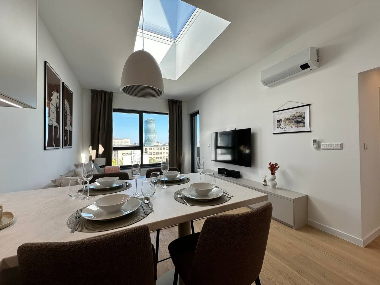 Kessel1, Brand new, city center, free parking, AC
