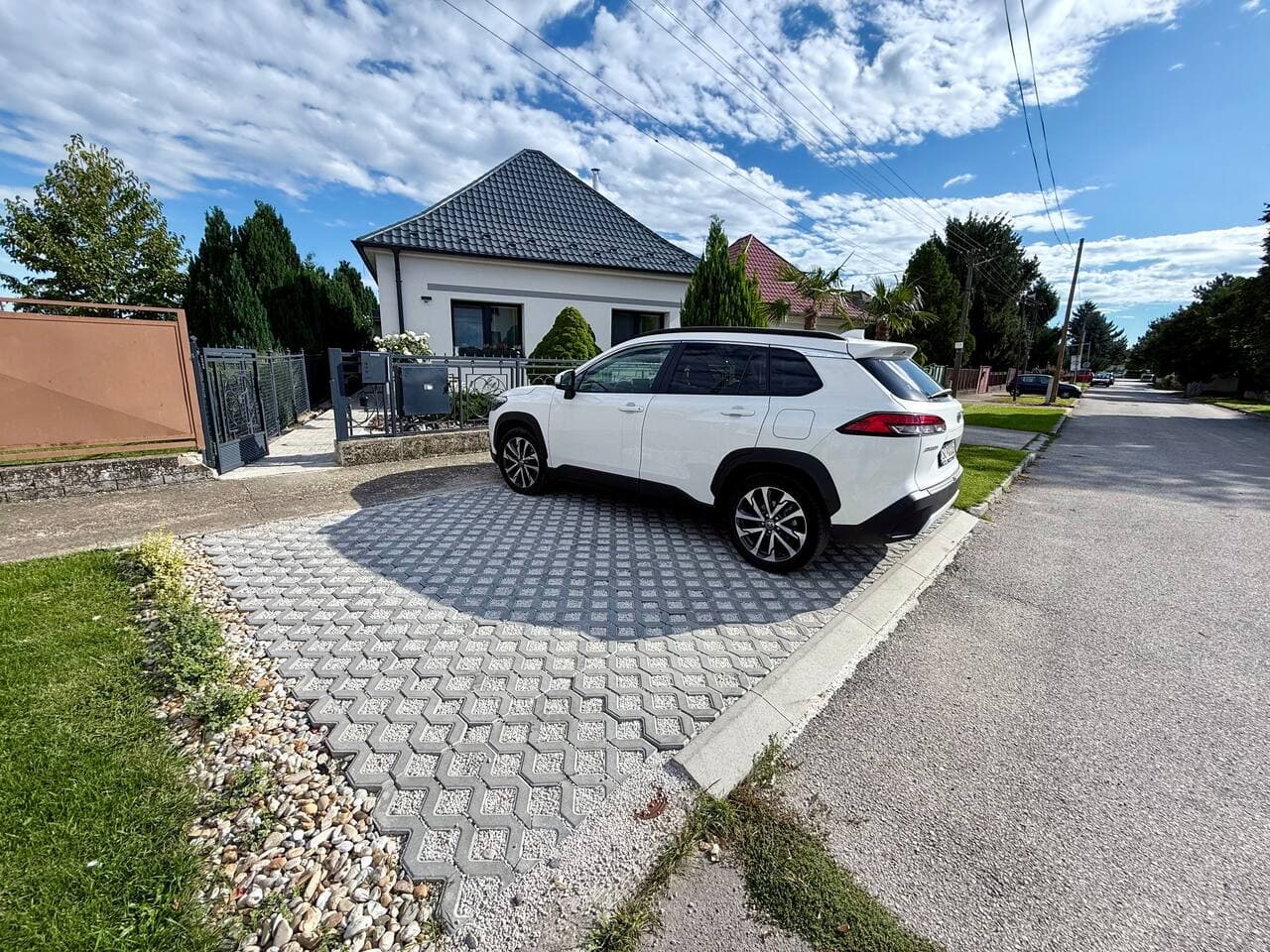Kalinkovo, celý nový dom blízko X Bionic, 10 min