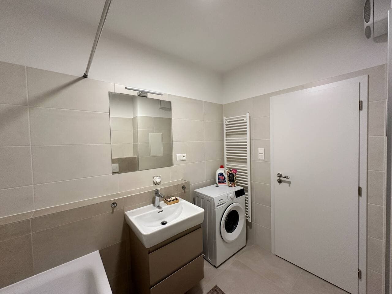 Nuppu1, free parking, self-check-in