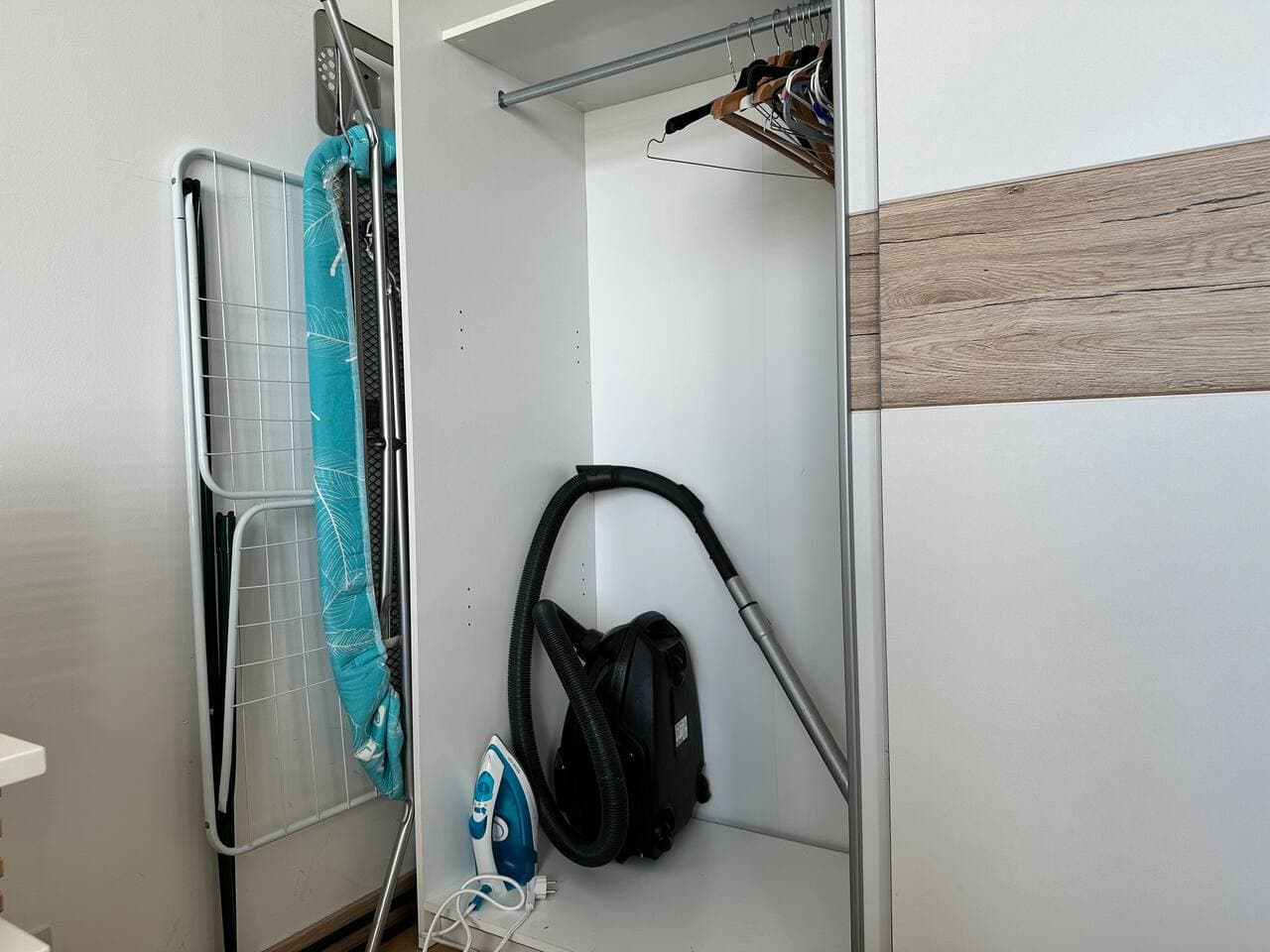 2 apartments in the DownTown