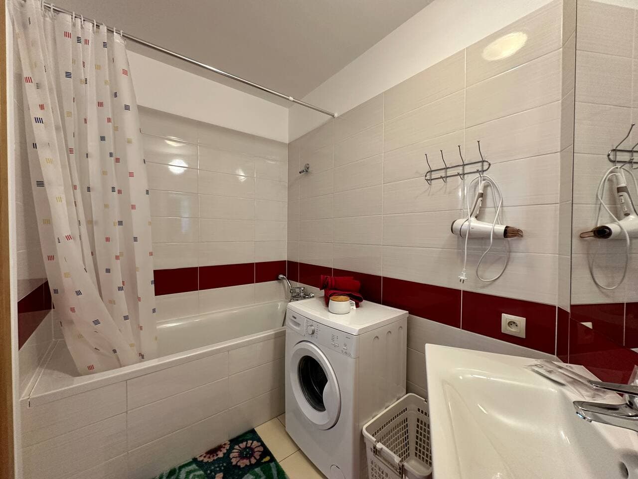 2 apartments in the DownTown