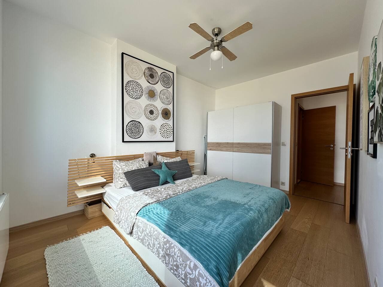2 apartments in the DownTown