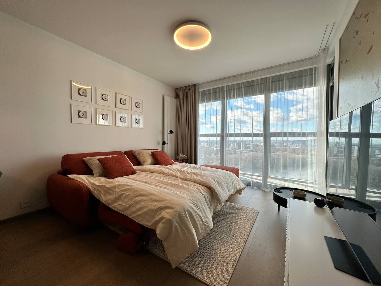 SkySuite 24 – Eurovea Tower