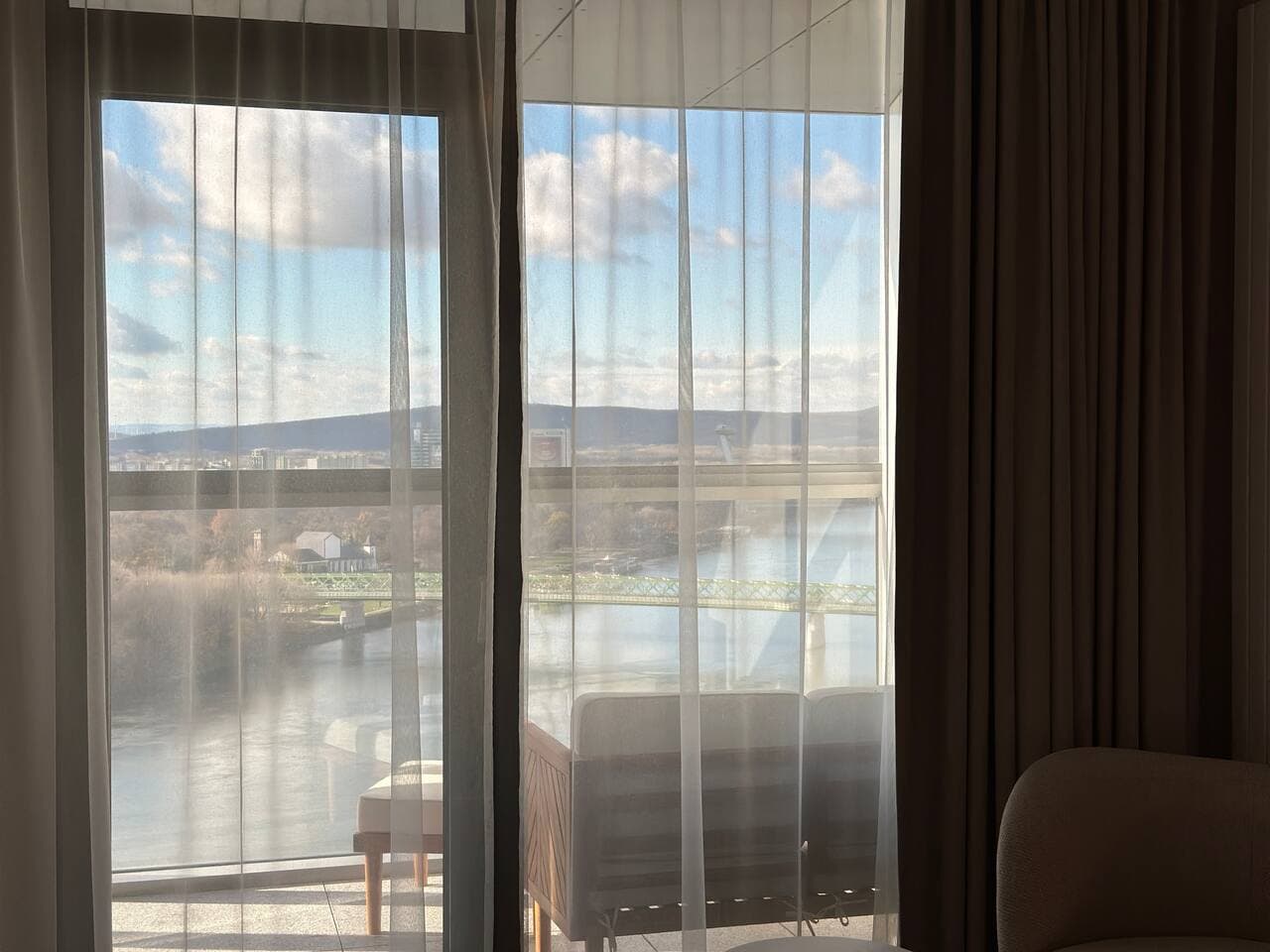 SkySuite 24 – Eurovea Tower