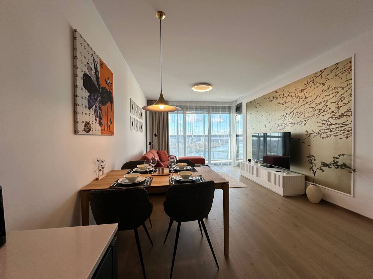 SkySuite 24 – Eurovea Tower