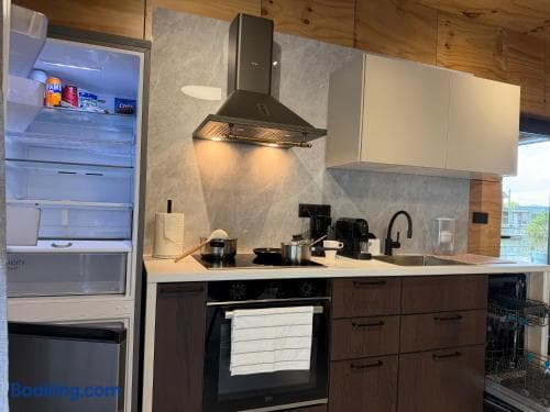 BRAND NEW, WiFi, AC, sundeck, wide view, BBQ 