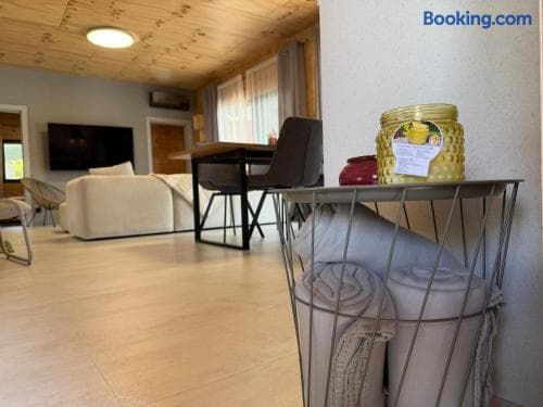 BRAND NEW, WiFi, AC, sundeck, wide view, BBQ 
