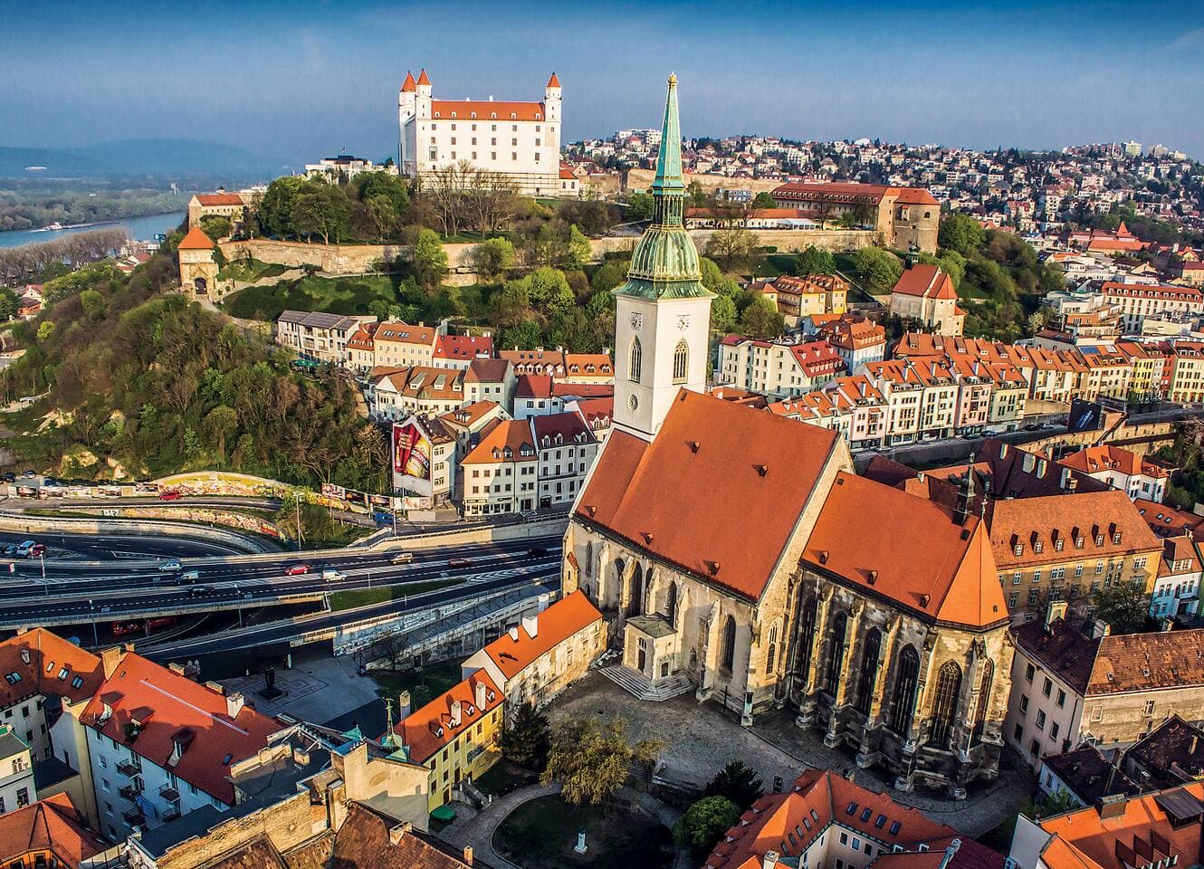 Self check-in, Danube bank, free parking
